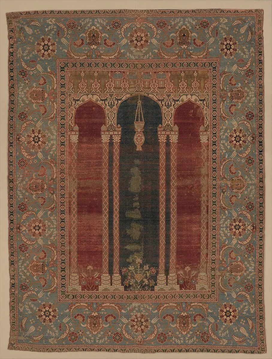 Carpet With Triple Arch Design